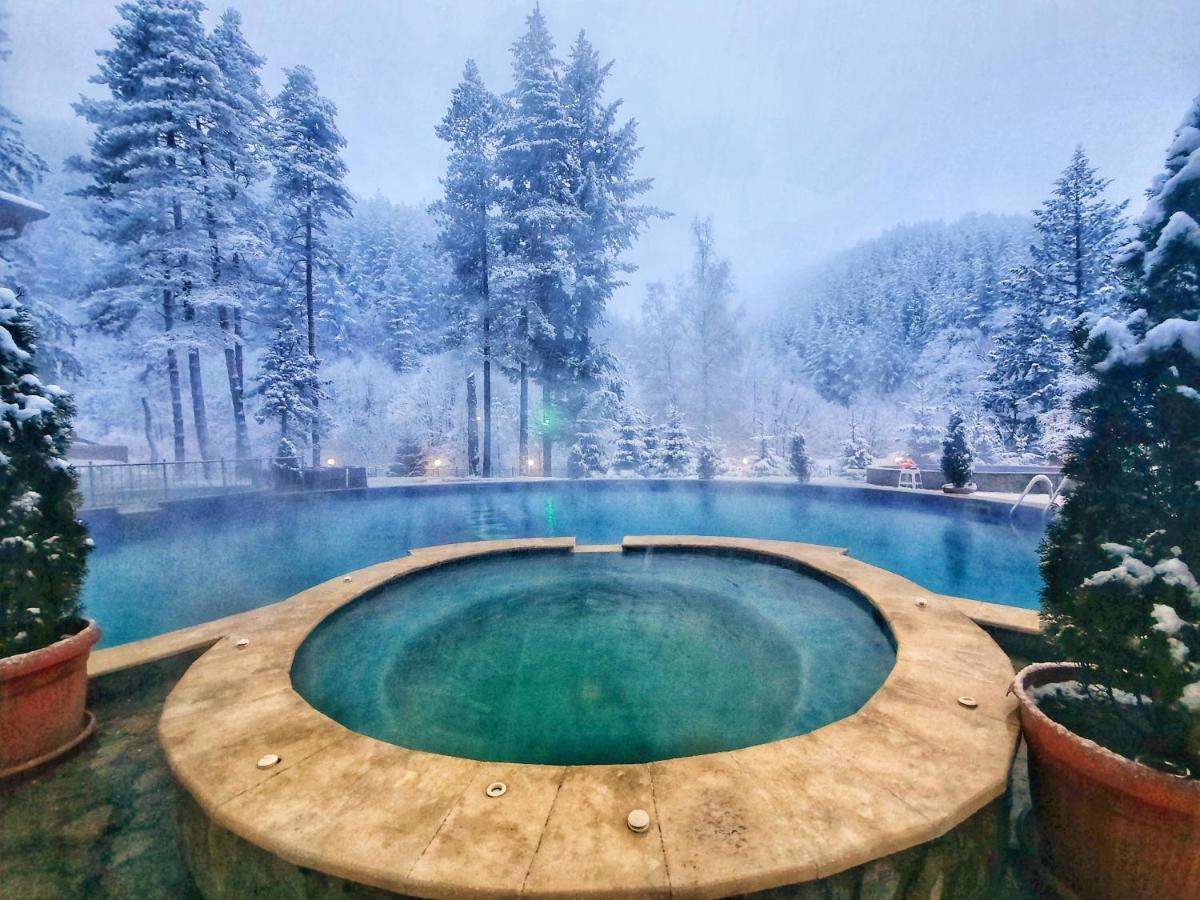 Balkan Hotel Chiflik Esterno foto