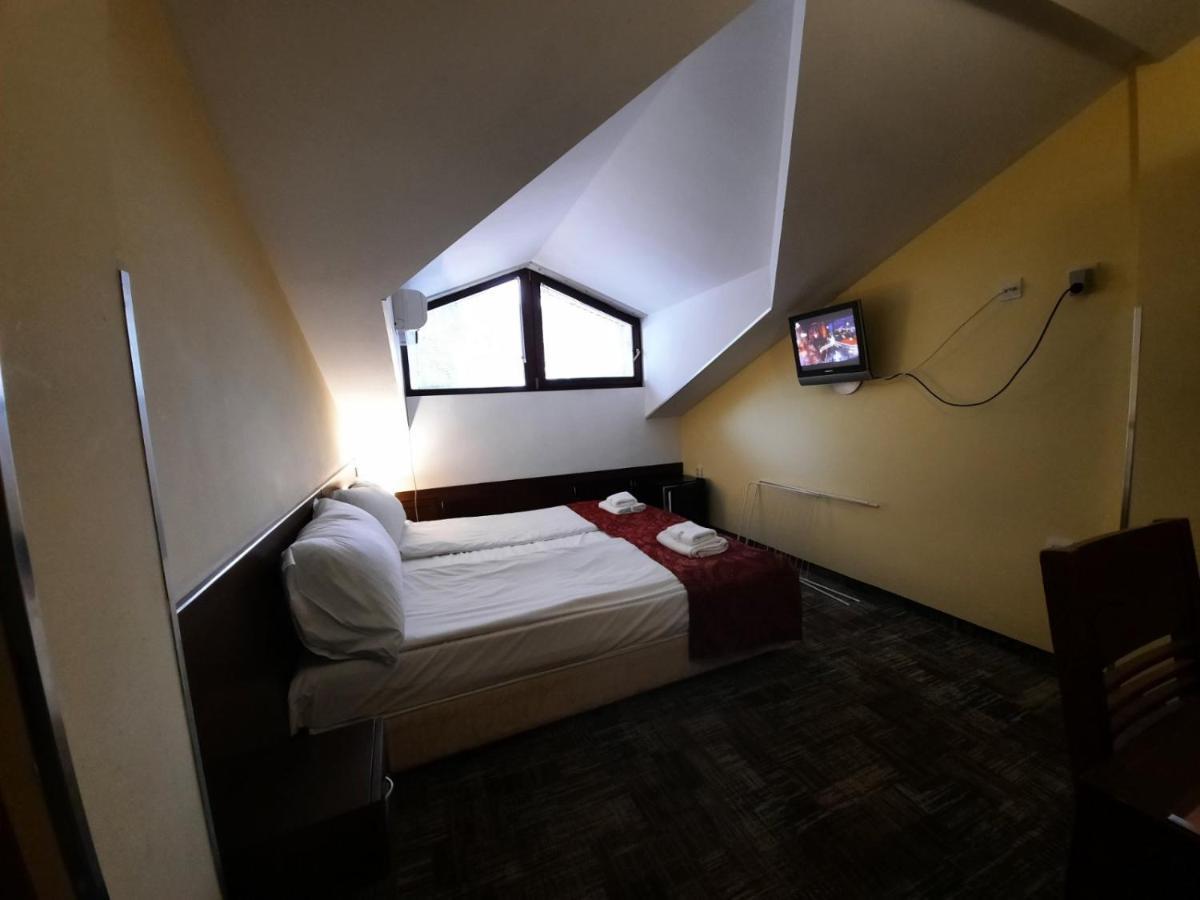 Balkan Hotel Chiflik Esterno foto