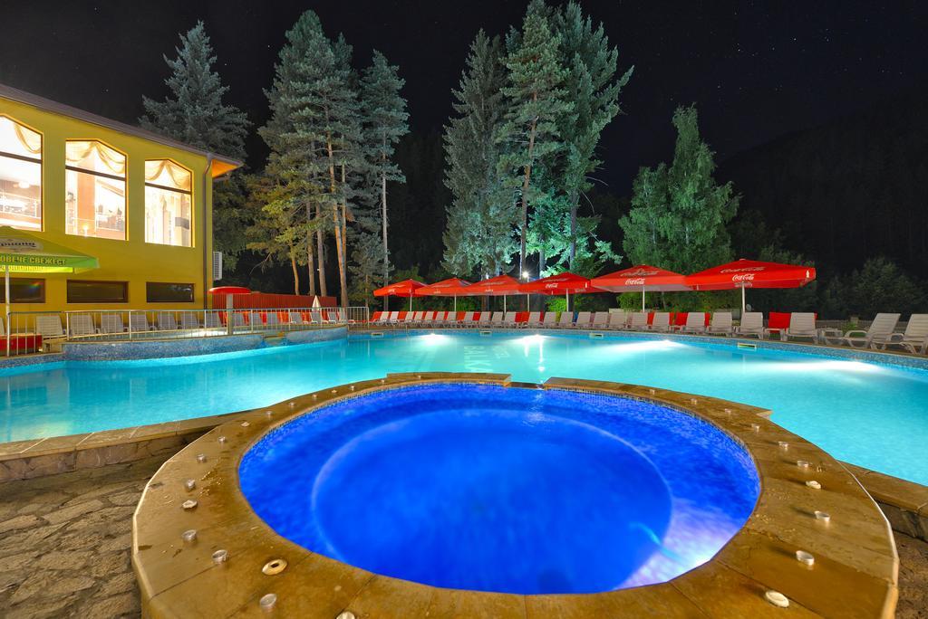 Balkan Hotel Chiflik Esterno foto